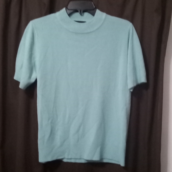 BUNDLE Sag Harbor- 2 piece sweater - Picture 3 of 5